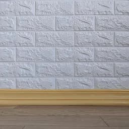 Самоклеючий гнучкий плінтус 3D Loft (багет) бежевий 2400х80мм