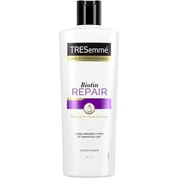 vidnovliuiuchyi-kondytsioner-dlia-volossia-tresemme-repair-and-protect-400-ml