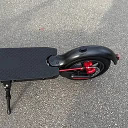 Електросамокат GIANT U9 Ultra 13Ah 500W з алюмінівою рамою та надувними колесами (2025 року) - мініатюра 11
