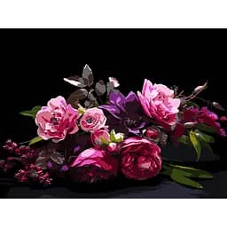 Картина по номерам Strateg Цветочная гармония на черном фоне 30х40 см (FH-41)