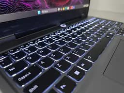 Ноутбук Lenovo 15.6 LOQ 15ARP9 FHD IPS 144Hz/Ryzen 5 7235HS/16GB/512SSD/RTX 4050 6GB/DOS (83JC00LYUS) - мініатюра 5