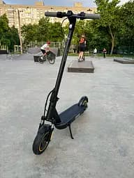 Електросамокат KUGOO G30 PRO Max 600W 18Ah чорний , з переднім амортизатором та посиленим акумулятором - мініатюра 4