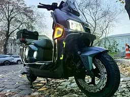 Електроскутер Двомісний Crosser V1 (2000W, 72V/23Ah) +Кофр-багажник Хамелеон - мініатюра 8