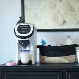 Машина для приготування дитячої суміші Baby Brezza Formula Pro Mini біла (FRP0079) - мініатюра 6