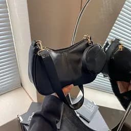 Сумочка через плече із еко-шкіри Lilly P4-9047A