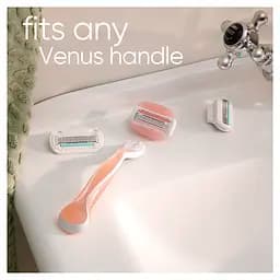 Подарунковий набір Gillette Venus Comfortglide: Бритвенная ручка + Змінні картриджі для гоління, 2 шт. + Футляр для зберігання бритви + Сумка-косметичка - мініатюра 6
