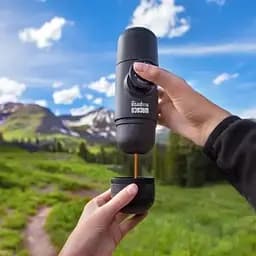 Портативна еспресо-кавоварка Wacaco Minipresso GR, механічна, для меленої кави - мініатюра 4
