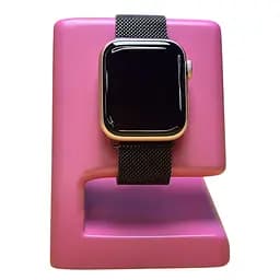 Смарт-годинник Apple Watch Series 5 GPS 40 мм Gold Aluminum Case with Pink Sand Sport Band MWV72 MLTJ Б/в (143768)