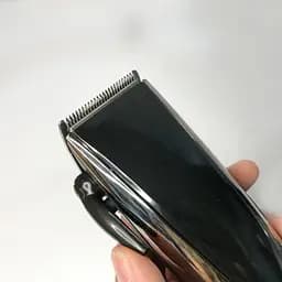 Машинка для стрижки волосся XPRO GM-813 професійна з насадками сіра (lp-83287_334) - мініатюра 4