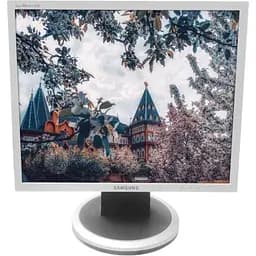 Монитор 19" Samsung 940N - Class B "Б/У"