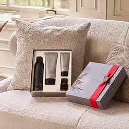 Подарунковий набір Rituals The Ritual of Homme Medium Gift Set: парфумована вода 15 мл + піна для душу 200 мл + лосьйон для тіла 70 мл +  гель для душу для тіла та волосся 200 мл. - мініатюра 3