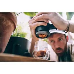 Набір для кави Wacaco Picopresso: еспресо-кавоварка, чохли та стенд-підставка - мініатюра 11