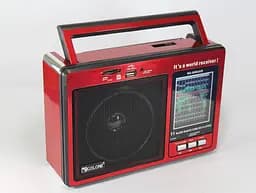 Радіоприймач багатофункціональний Golon RX-006 UAR MP3 - мініатюра 2