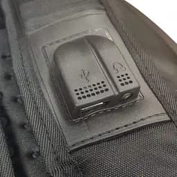 Чоловічий рюкзак з дощовиком 32 літри з USB та AUX виходами Чорний - мініатюра 8