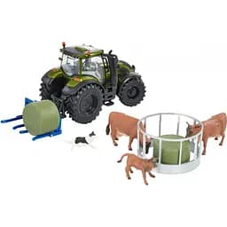 Набор моделей Britains Трактор Valtra с аксессуарами и фигурками 1:32 (43323)