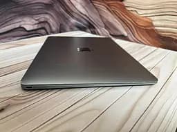 Ноутбук Apple MacBook 12" A2337 m5-6Y54/8/500 (C02S931VGTHV) Б/в - мініатюра 5