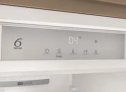 Холодильна камера вбудована Whirlpool 177x54х54, 314л, А++, ST, інв., білий - мініатюра 7