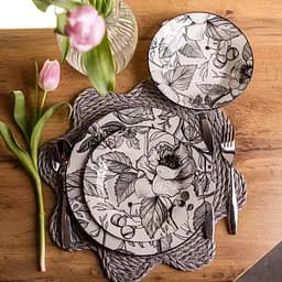 Столовий сервіз золотий на 6 персон 18 предметів набір фарфорових тарілок для сервірування столу сервіз тарілок Yiwu HP-HK-A4