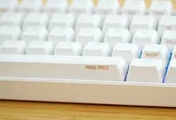 Клавіатура Obinslab ANNE PRO 2 60% RGB Gateron Pro Red Switch USB BT EN, білий (ANNE PRO 2) Б/в - мініатюра 4