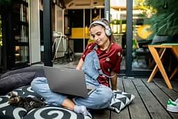 Ноутбук Acer Swift Go 14 SFG14-73T 14' WUXGA IPS Touch, Intel U7-155H, 32GB, F1TB, UMA, Win11, сріблястий (NX.KSMEU.002) - мініатюра 9