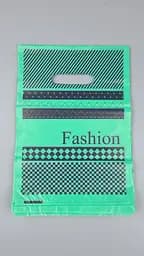 Пакети з вирубаною ручкою (20*30)"Fashion з кубиками зелений (100 шт.)