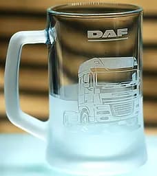 Пивний келих 660 мл DAF Truck Даф подарунок для далекобійника  кухоль з гравіюванням вантажівки - мініатюра 2