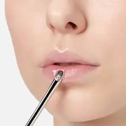 Блиск-плампер для збільшення об'єму губ d'Alba Plumping Lip Glow Mood Volumizer [Feeble Pink] 5 мл (DLB095) - мініатюра 4