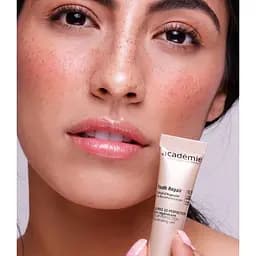 Бальзам для губ Academie Visage Youth Repair 3D Lip Perfector 15 мл (3145079123056) - мініатюра 5