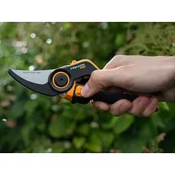 Секатор Fiskars DualAction P981, Bypass до 26 мм (1080132) - мініатюра 6