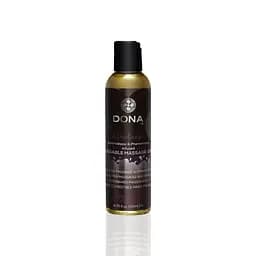 Массажное масло Dona Kissable Massage Oil Chocolate Mousse (110 мл) можно для оральных ласк