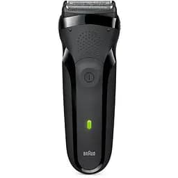 Електро Бритва BRAUN 300S Red. Тип гоління: сухе / акумулятор / Час автономної роботи: 45 хв /