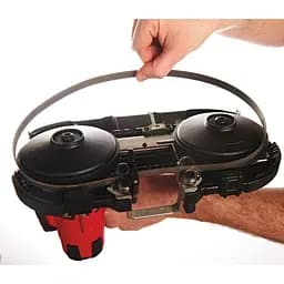 Пила стрічкова акумуляторна MILWAUKEE, M12 BS-402C (зарядний пристрій С12 С, 2 акумулятори М12 В4 4Ач, полотно, кейс) - мініатюра 6