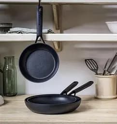 Набір сковорідок KitchenAid CFA 20/24/28 см з керамічним покриттям 3 предмети (CC003570-001) - мініатюра 5