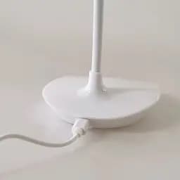Настільна бездротова світлодіодна лампа з сенсором включення LED Lamp KL-95AA біла - мініатюра 6