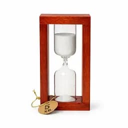 Часы песочные в деревянном корпусе на 5 минут (белый песок, корпус вишня) 88285