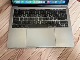 Ноутбук Apple MacBook Pro 13" A1989 i7-8559U/16/500 (C02XC23KJHD2) Б/в - мініатюра 2