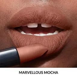 Зволожувальна матова губна помада Avon Ультра Marvellous Mocha/Ніжний мокко 3.6 г - мініатюра 2
