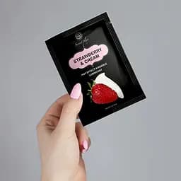 Лубрикант Strawberry & Cream Hot Effect, 10 мл Secret play 37-3610 103700 - мініатюра 2