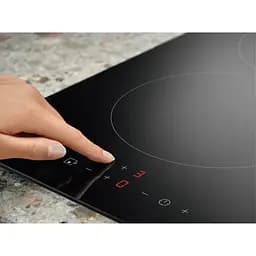 Індукційна варильна поверхня Electrolux LIT30230C [137869] - мініатюра 4