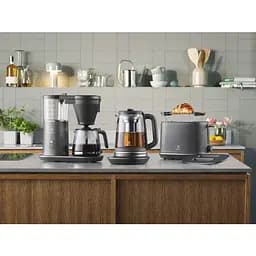 Електрочайник Electrolux 1.7 л Strix чорний teh0026188 - мініатюра 5