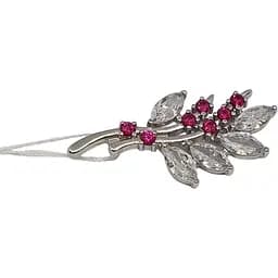 Срібна брошка Ірій з фіанітами. 9522