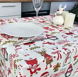 Скатертина Прованс Веселий Санта, 300х136 см, червоний (22906)