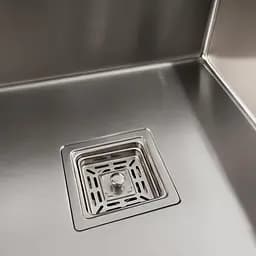 Кухонна мийка Platinum Handmade 78x50В з нержавіючої сталі 3.0 мм квадратний сифон 78x50x22 см cіра - мініатюра 5