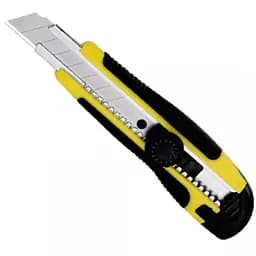 Нож универсальный Сталь пластиковый прорезиненный корпус сегментированное лезвие 18 мм (23106)