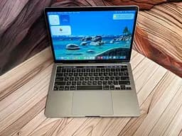 Ноутбук Apple MacBook Pro 13" 2020 A2337 M1/16/256 (C02G406ZQ05N) Б/в
