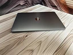 Ноутбук Apple MacBook Air 13" 2017 i5-7360U/8/256 (FVFW55T0HV29) Б/в - мініатюра 8