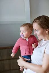 Пустушка Philips Avent Ultra Soft для дівчаток, 6-18 місяців , 2 шт. (SCF227/22) - мініатюра 4