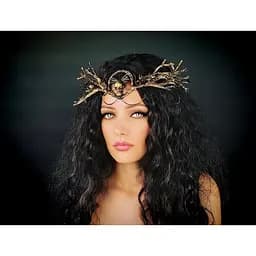 Тіара Тайра