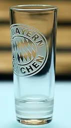 Скляна чарка 60мл ФК Bayern München Бавария з гравіюванням подарунок для фаната футбольна стопка - мініатюра 3