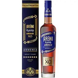 Бренді Areni Armenian 7 зірок 40% 0.5 л в подарунковій упаковці